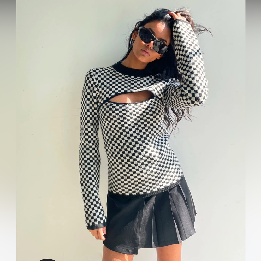 OAK + FORT Checkered Sweater With Front Cut-Out Black & White Womens Size Small